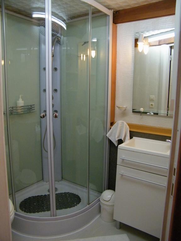 Chambres D'Hotes La Maison Sur Le Port 메제 객실 사진