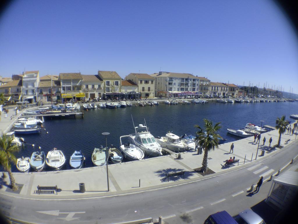 Chambres D'Hotes La Maison Sur Le Port 메제 외부 사진
