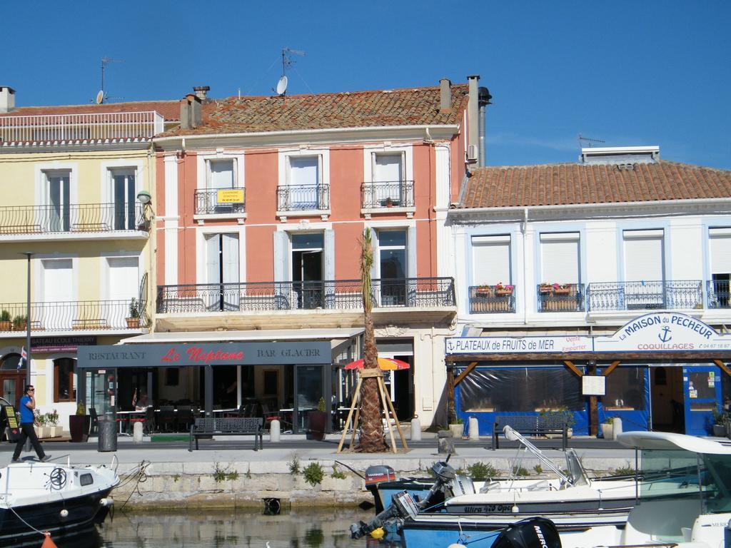 Chambres D'Hotes La Maison Sur Le Port 메제 외부 사진